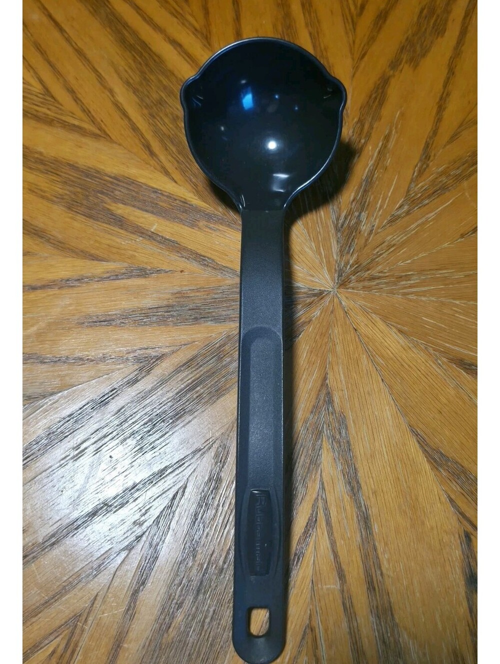 Vintage Rubbermaid Black Nylon Ladle 1975 Heavy Duty Double Pour Spout Spoon